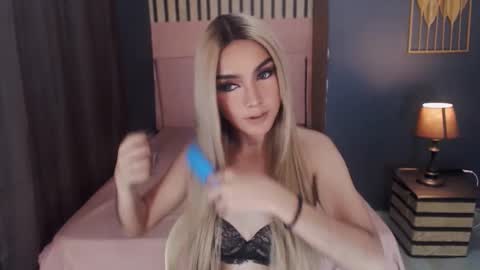 queenemeraldts online show from 02-26-25, 05:31