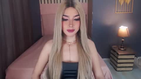 queenemeraldts online show from 02-27-25, 03:25