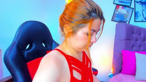 Queen online show from 09-29-25, 07:19