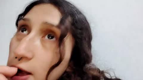 QUEENJEENN online show from 07-21-26, 08:38