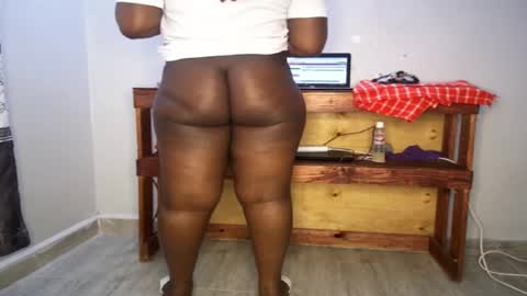 Nina online show from 11-06-25, 08:04