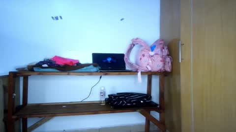 Nina online show from 02-08-26, 09:45