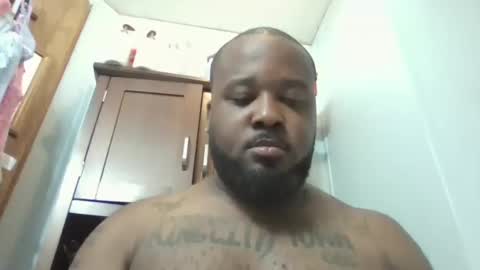 Snapshot of queenking55 chatting on 09-19-25, 06:48 Queen N King Fun Night online show from 09-19-25, 06:48
