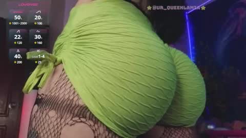 Snapshot of queenlamia chatting on 02-17-25, 12:43  Taurus online show from 02-17-25, 12:43