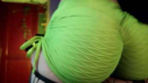 Snapshot of queenlamia chatting on 02-04-26, 09:15 Taurus online show from 02-04-26, 09:15