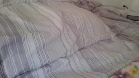 queenlavish online show from 11-14-25, 02:49