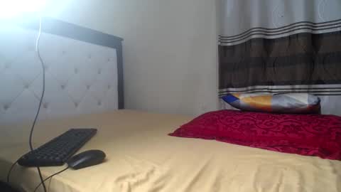 Maila online show from 11-30-25, 08:24