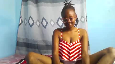 Snapshot of queenmerliz331240 chatting on 02-08-25, 07:15 queenmerliz331240 online show from 02-08-25, 07:15