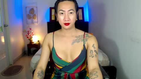 QUEEN online show from 12-27-24, 04:58