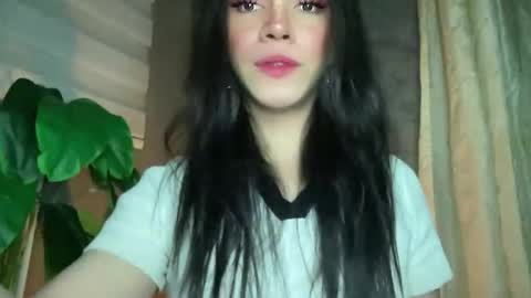 QUEEN online show from 09-20-25, 07:53