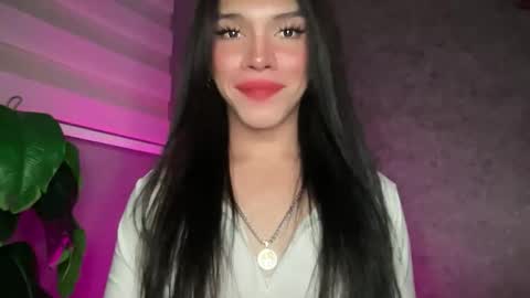 QUEEN online show from 03-16-26, 01:22