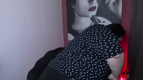 Snapshot of queenofhaze chatting on 02-09-26, 11:58 you may simply address Me with Your Grace online show from 02-09-26, 11:58