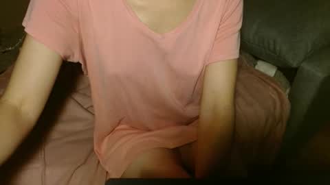 Snapshot of queenoftenderness chatting on 12-16-25, 08:58 queenoftenderness online show from 12-16-25, 08:58