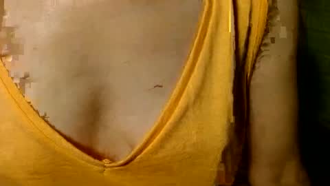 queenoftenderness online show from 06-11-26, 10:08
