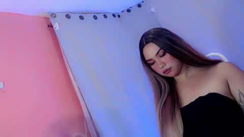 Snapshot of queenofthesouth1 chatting on 01-27-25, 11:54 QUEEN online show from 01-27-25, 11:54