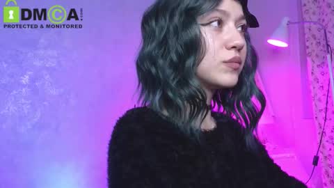 Snapshot of queenofwandss chatting on 10-26-25, 08:26 follow my new insta online show from 10-26-25, 08:26