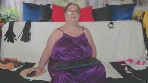 QueenPammy online show from 05-20-26, 04:40