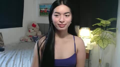 Snapshot of queenpinay69 chatting on 10-04-25, 01:47 QueenPinay69 online show from 10-04-25, 01:47