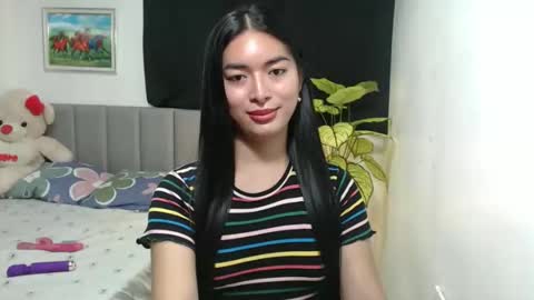 Snapshot of queenpinay69 chatting on 10-10-25, 05:34 QueenPinay69 online show from 10-10-25, 05:34