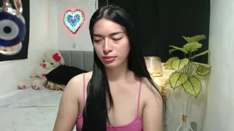 Snapshot of queenpinay69 chatting on 11-12-25, 05:30 QueenPinay69 online show from 11-12-25, 05:30
