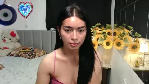 Snapshot of queenpinay69 chatting on 11-27-25, 11:56 QueenPinay69 online show from 11-27-25, 11:56