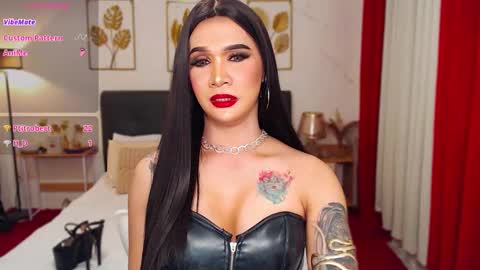 Snapshot of queenpinayhorsecock chatting on 11-27-25, 04:31 lexie online show from 11-27-25, 04:31