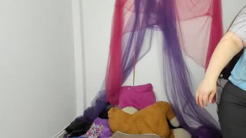 Samantha online show from 04-06-26, 02:09