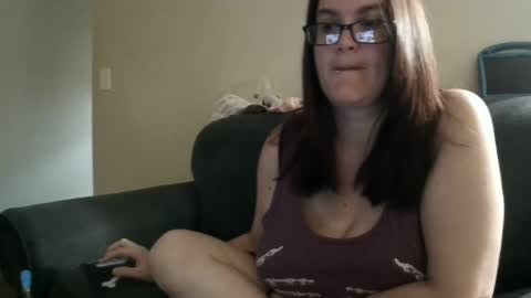 queenskull870 online show from 09-28-25, 01:55
