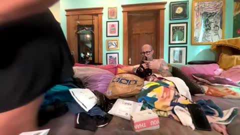 Queen Hilarity online show from 06-01-26, 10:00
