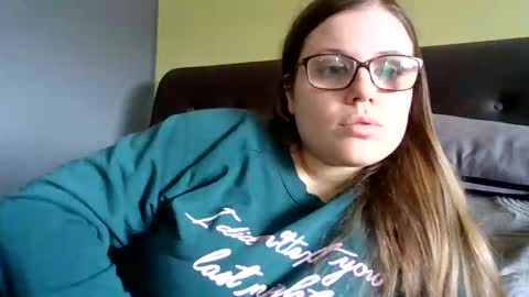 queenstuff online show from 02-09-26, 12:20