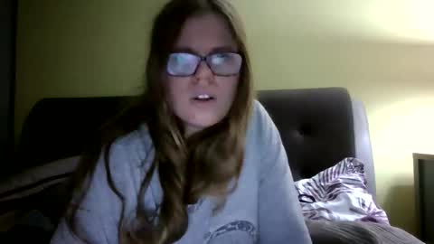 queenstuff online show from 02-12-26, 10:16