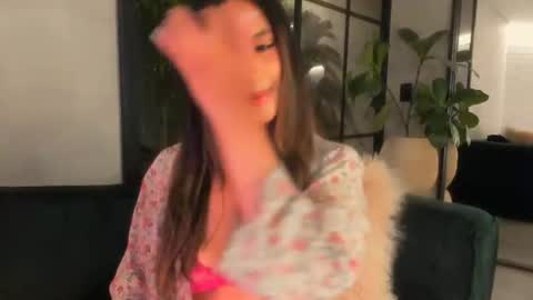 Val  -  online show from 07-18-26, 12:59