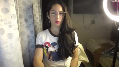 Snapshot of queenvictoria2023 chatting on 01-18-25, 07:28 Paola online show from 01-18-25, 07:28