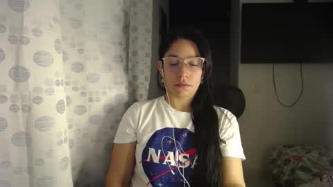 Paola online show from 05-30-26, 03:25