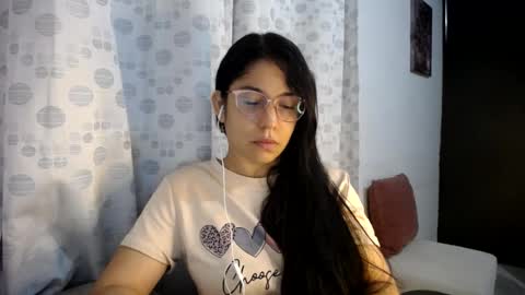 Paola online show from 07-11-26, 01:19