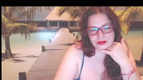 Snapshot of queenxnatasha chatting on 06-18-26, 09:52 queenxnatasha online show from 06-18-26, 09:52