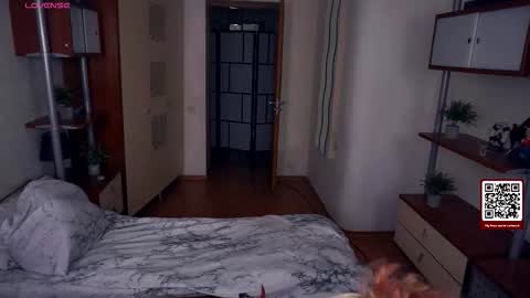 Tate online show from 11-27-25, 06:37