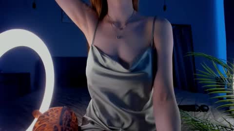 Teri  My favorite vibes 77 101 222 666 online show from 02-15-25, 06:12