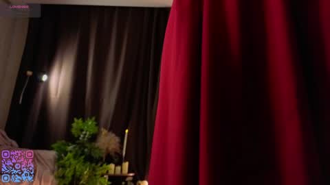 Teri  My favorite vibes 77 101 222 666 online show from 12-16-25, 02:16