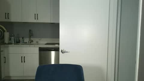 Jim online show from 03-04-26, 04:51