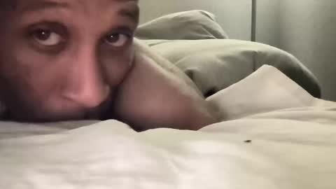 quindre online show from 10-12-25, 09:08