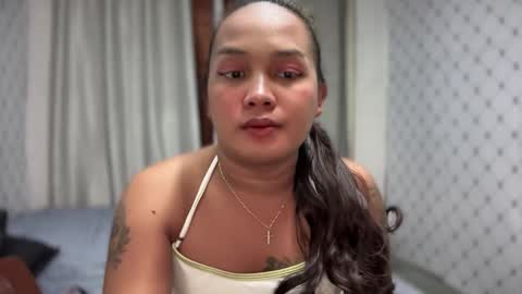 Snapshot of quinn_debzy chatting on 10-13-25, 03:34 Debzy online show from 10-13-25, 03:34