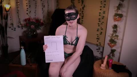 QuinnMonroe online show from 12-16-24, 03:22