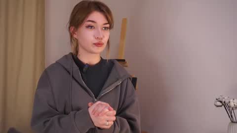 Alice online show from 11-25-25, 01:44