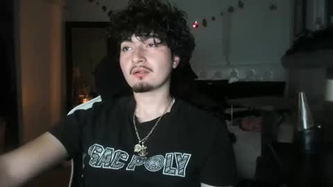 Snapshot of qwert4206 chatting on 02-18-26, 08:32 qwert4206 online show from 02-18-26, 08:32