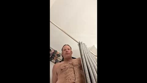 Snapshot of r04233054 chatting on 06-01-26, 10:44 r04233054 online show from 06-01-26, 10:44