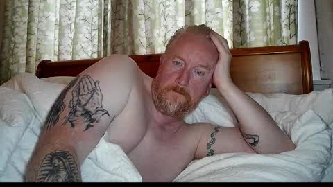 Snapshot of r_o_h_a_n chatting on 09-11-25, 08:14 r_o_h_a_n online show from 09-11-25, 08:14