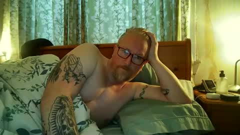 Snapshot of r_o_h_a_n_r_o_o_m chatting on 02-17-26, 09:28 r_o_h_a_n_r_o_o_m online show from 02-17-26, 09:28