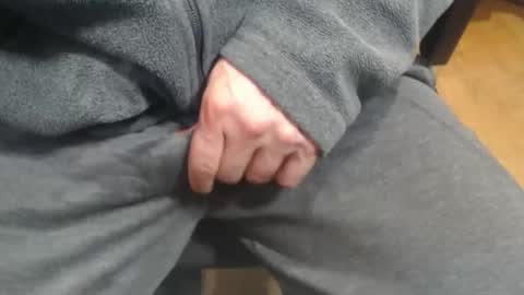 Snapshot of raccon68 chatting on 01-26-25, 03:36 Raccoon68 online show from 01-26-25, 03:36