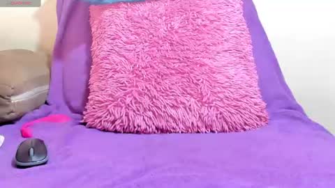 Snapshot of rachel__milfy chatting on 07-20-26, 05:48 Rachel online show from 07-20-26, 05:48